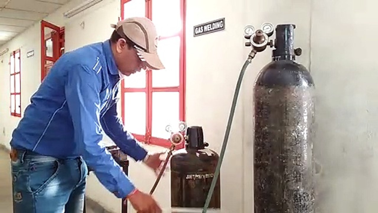 GAS WELDING IN HINDI