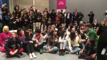 Greta Thunberg participa en la sentada de Fridays for Future en la COP25