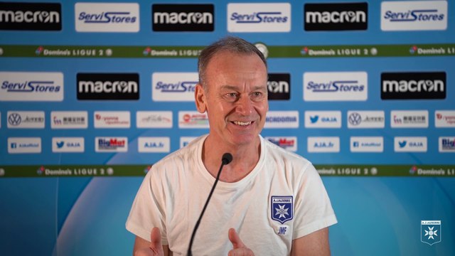 La conférence de presse de Jean-Marc Furlan avant Hombourg-Haut - AJA en Coupe de France