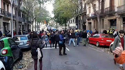 Manifestants encerclats pels Mossos