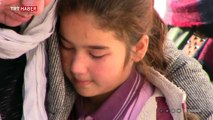 Evleri yanan Afgan çocuk saatlerce gözyaşı döktü