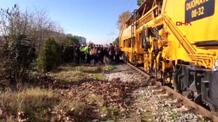 Manisa demiryolu bakım aracının altında kalarak öldü
