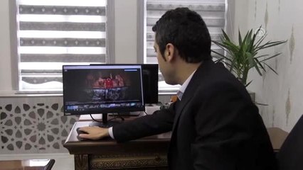 Muş Cumhuriyet Başsavcısı Karahan AA'nın "Yılın Fotoğrafları" oylamasında oy kullanması