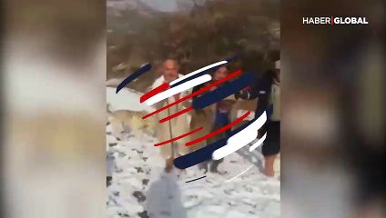 Hasta eşini sırtında hastaneye yetiştirdi: 2020 yılına gireceğiz, halimize bakın