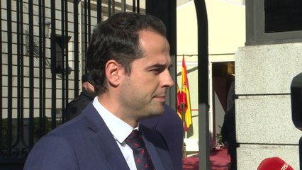 Aguado llama a que los socialistas levanten la voz