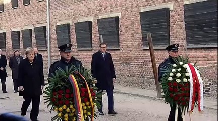 Merkel ad Auschwitz: "Responsabilità tutta tedesca"