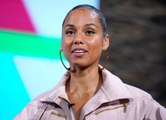 Alicia Keys Wants Grammy Awards to Be a 'Lovefest'