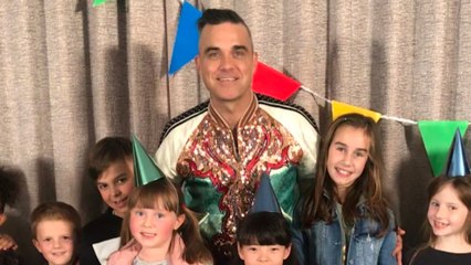 Robbie Williams Gets Interviewed By Cute Kids