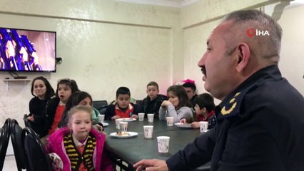 Çevik Kuvvet Personelini Duygulandıran Ziyaret