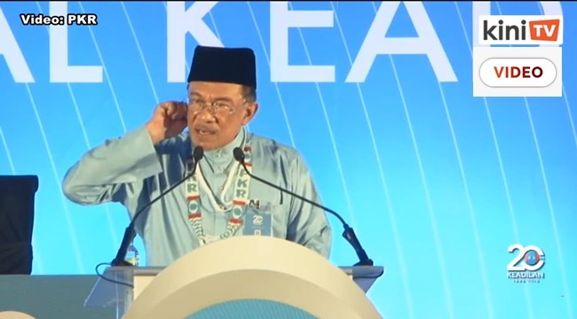 Tg Piai : 'Tamparan begitu hebat, rakyat sudah bagi mesej, pimpinan dengar baik-baik'