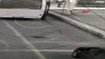 Edirne polisi, kadınların yüzüne sıvı atıp kaçan şüpheliyi arıyor