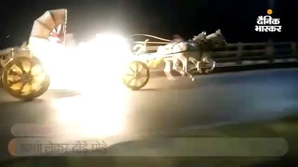 घोड़े ने पैरों से मालिक को कुचला