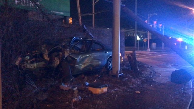 Car Crashes into Pole Causes Major Lane Closures