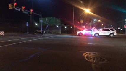 Car Crashes into Pole Causes Major Lane Closures