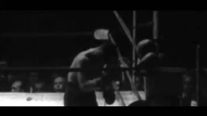 JE SUIS UNE MISE AUX POINGS