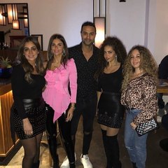 رصد رومانسية كريم فهمي مع زوجته في عيد ميلاده ووصلة رقص هنا الزاهد