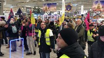 Les Gilets jaunes dans la galerie du K2