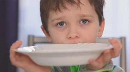 Cette école jette les repas des élèves qui n’ont pas pu payer la cantine