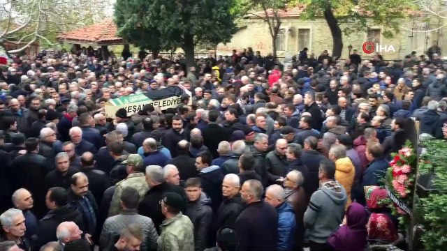 Sulama kanalında cansız bedeni bulunan Avukat Taşdelen, son yolculuğuna uğurlandı