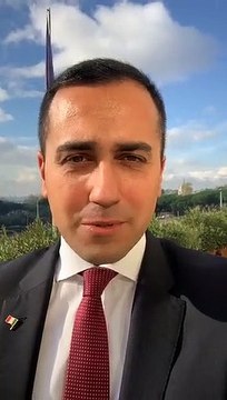 Luigi Di Maio attacca Salvini: «165 milioni per Vigili del Fuoco. Una vittoria del governo unito.Raggiunto accordo ieri sera. Coronamento di una grande battaglia dei vigili del fuoco»