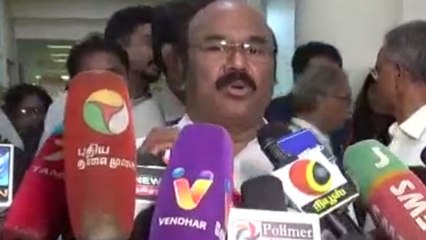 ஸ்டாலின் சிரித்துக் கொண்டே அழுகிறார் - அமைச்சர் ஜெயக்குமார்