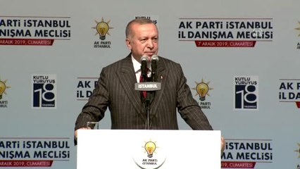 Erdoğan: AK Parti gündem takip etmez, gündem belirler