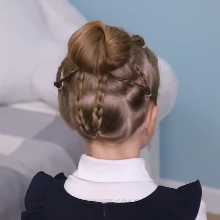 25 COOL HAIRSTYLES TO MAKE UNDER A MINUTE