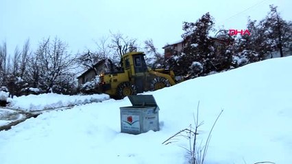 Elazığ karda mahsur kalan 40 orman işçisi kurtarıldı