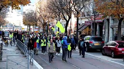 Réforme des retraites : plus de 400 personnes manifestent à Grenoble