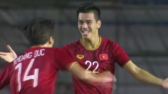 '박항서 매직' 베트남 결승 진출...60년 만의 우승 도전 / YTN