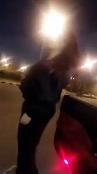 فيديو: زوجة أحمد الفيشاوي تثير الجدل برقصة في الشارع!