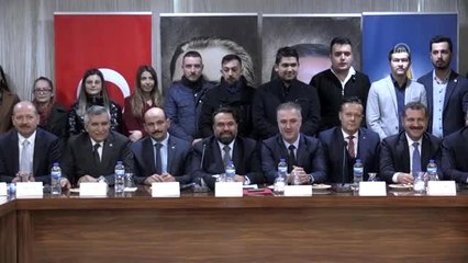 AK Parti Balıkesir İl Başkanlığına atanan Ekrem Başaran görevine başladı