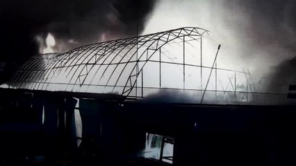 세종시 자동차 부품 간이창고에서 불 / YTN