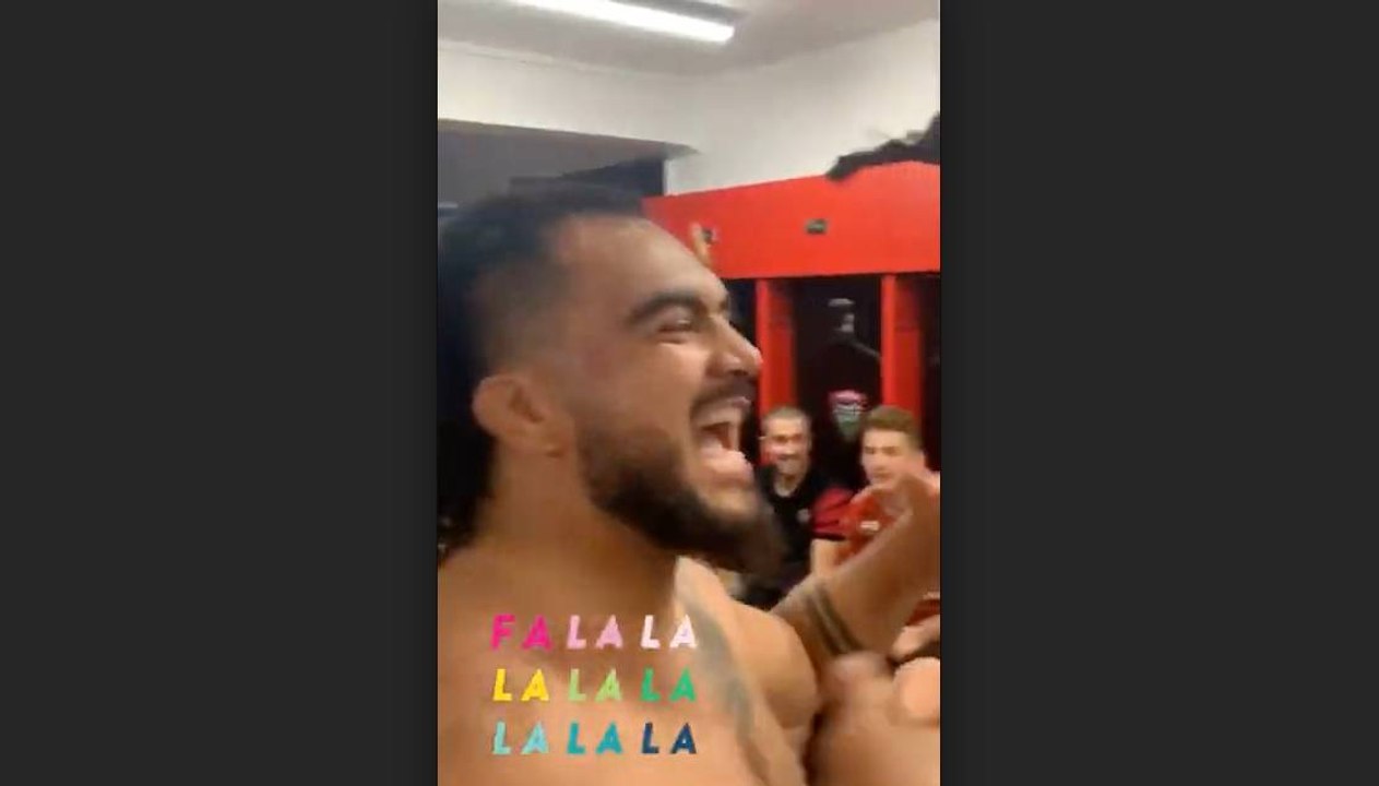 L'ambiance dans le vestiaire du RCT après la victoire face aux London Irish