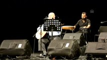 Bursa'da Musa Eroğlu, Güler Duman ve Yediveren Orkestrası konseri