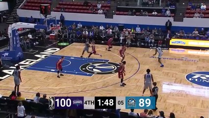 Kobi Simmons slams it home