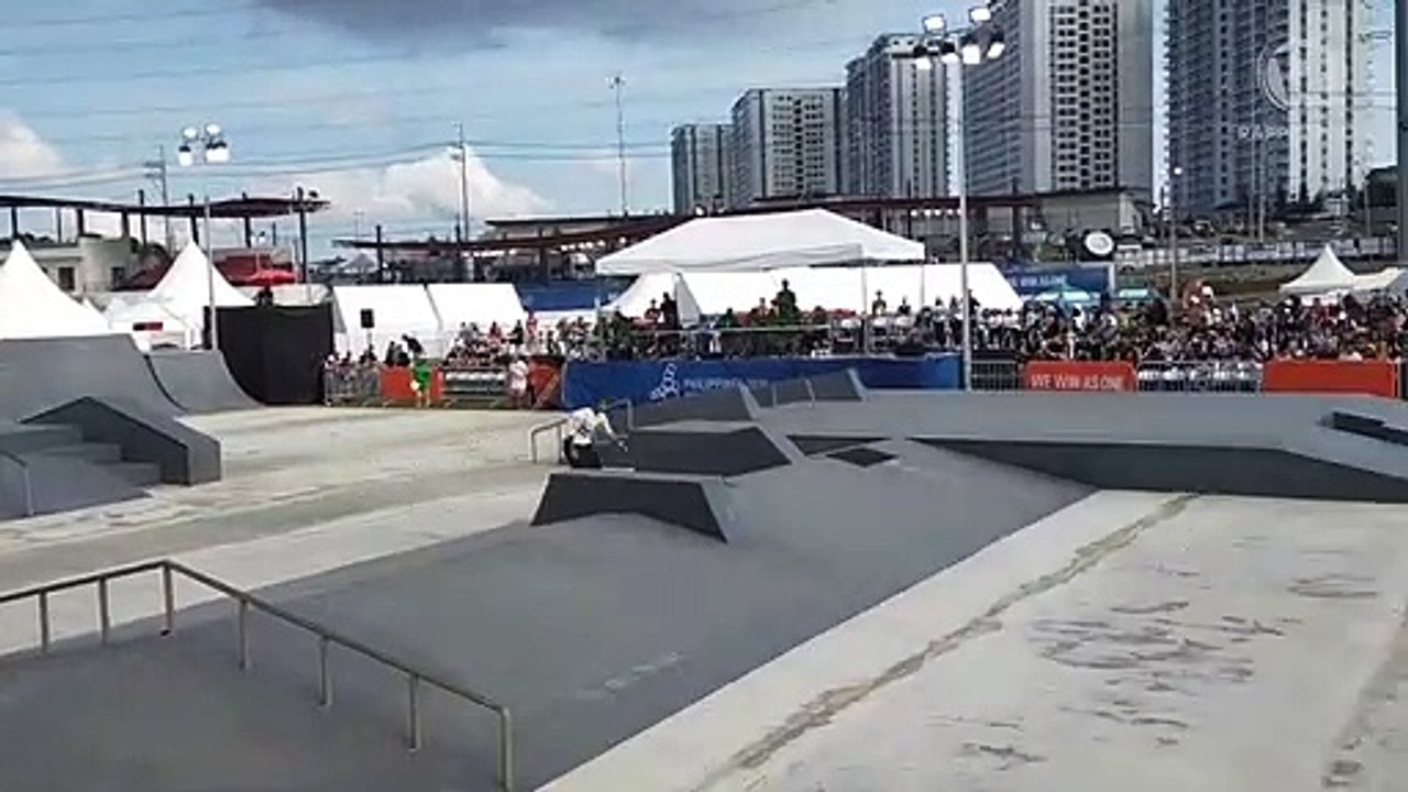 Didal glides to second SEA Games skateboarding gold