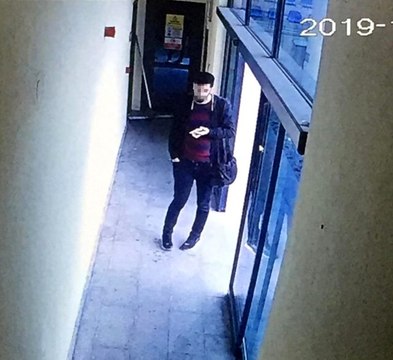 Amatör futbolcu maç sırasında futbolcuları soydu