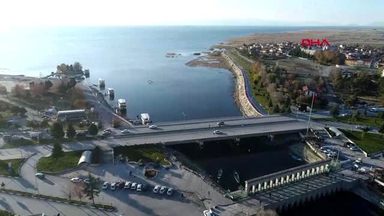 Konya beyşehir gölünde derinlik 26 metreden 6 m...