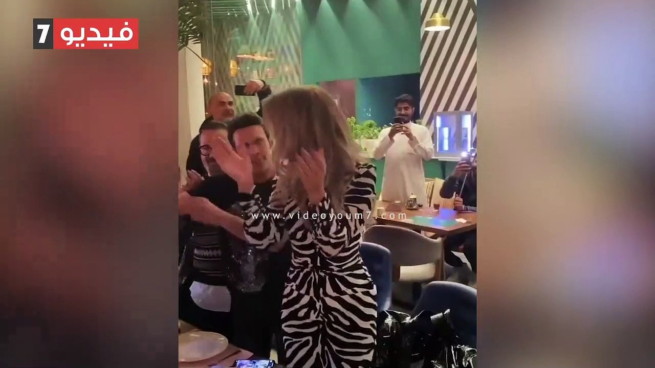 وصلة رقص شعبى لـ مايا دياب وسعد الصغير فى بوليفارد موسم الرياض