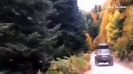 Kıvanç Tatlıtuğ kampta mangal başına geçti, sosyal medyayı salladı