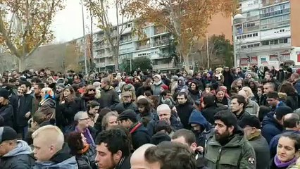 Gritos de "Vosotros, fascistas, sois los terroristas"