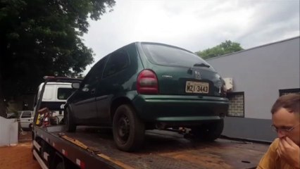 Carro furtado é recuperado pela PM
