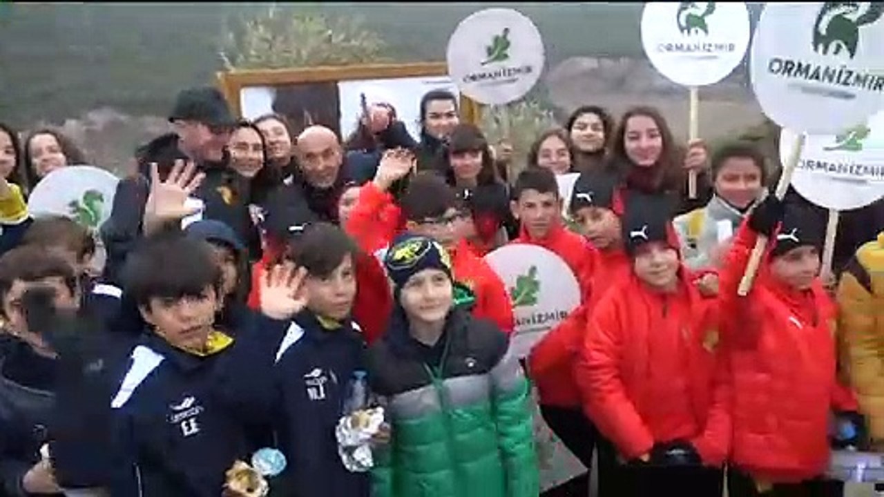 İzmir Yangının Yaralarını Sarıyor