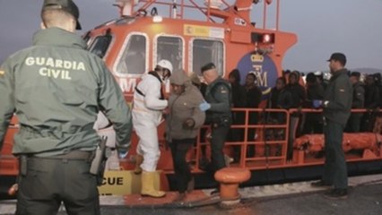 Casi 390 inmigrantes rescatados desde el viernes en pateras