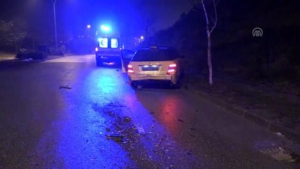 Babasının bulunduğu ambulansı takip ederken kaza yaptı