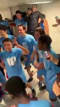 U18-R2-Retour dans les vestiaires après la victoire contre Castres 3-2