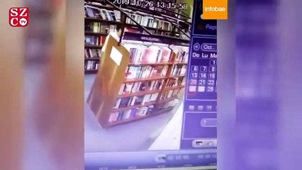 Meksikalı büyükelçi kitap çaldı