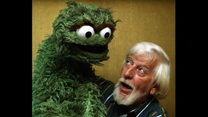 Puppeteer of Sesame Street&#39;s Big Bird Caroll Spinney dies aged 85