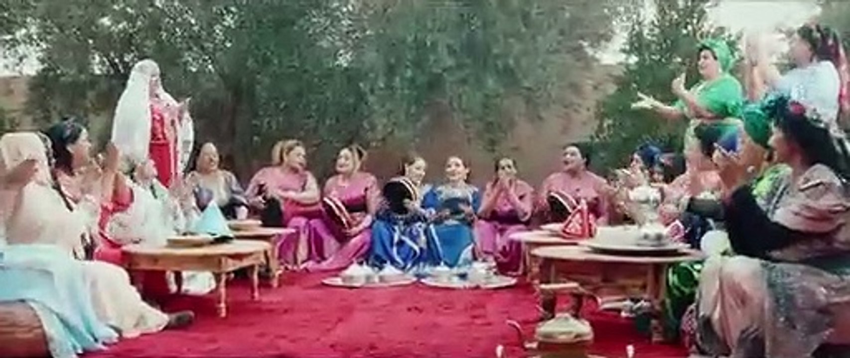 Safaa & Hanaa - Khoukoum Feat Ba3zia (EXCLUSIVE Music Video) | (صفاء و هناء - خوكم (فيديو كليب حصري